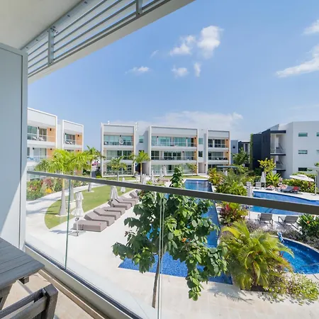 One Canal Point George Town Exterior photo