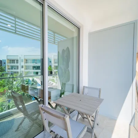 One Canal Point George Town Exterior photo