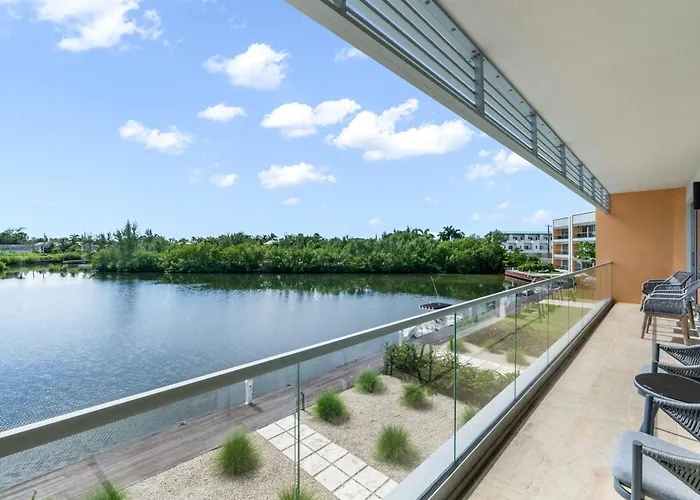 One Canal Point