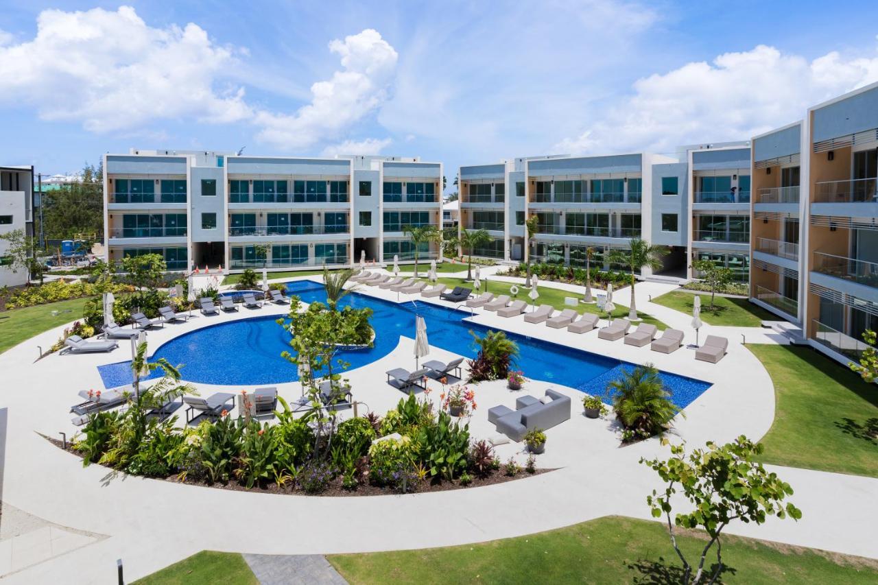 Resort One Canal Point George Town