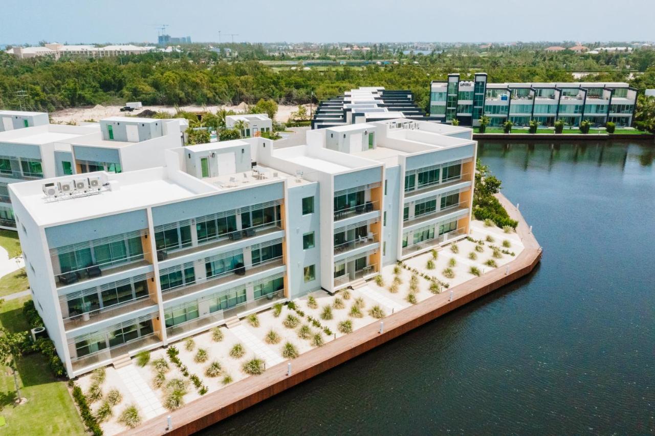 One Canal Point