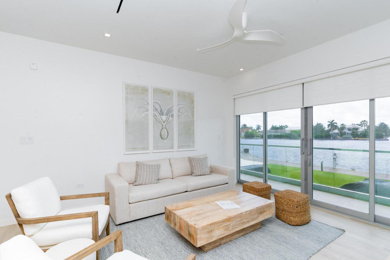 Resort One Canal Point George Town