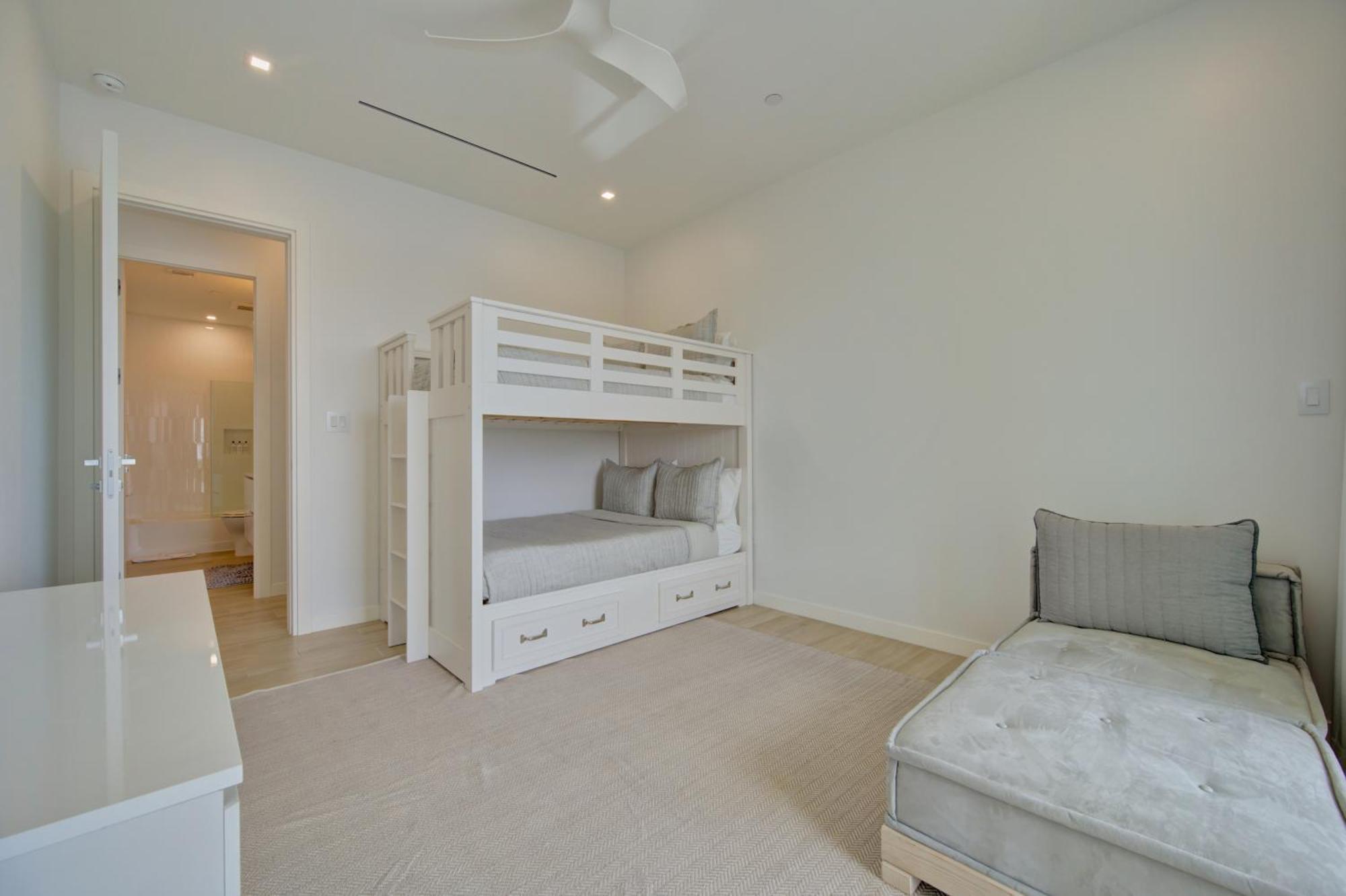 One Canal Point Resort
